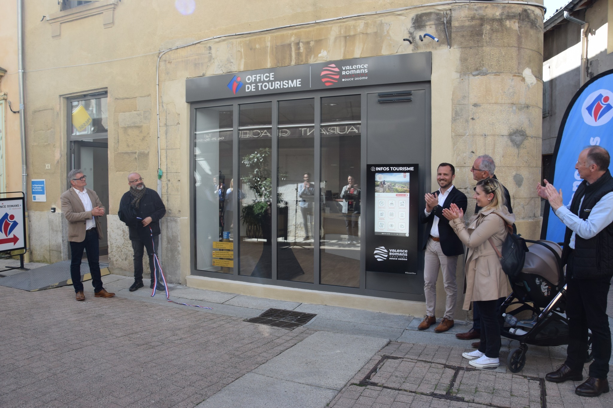 Inauguration en fanfare pour le nouvel Office de Tourisme de Chabeuil !